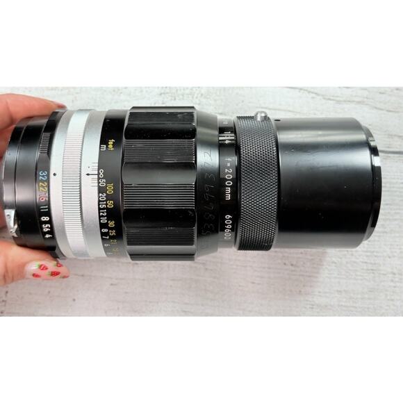 Nikon F Eye Level Silver 35mm SLR Film Camera Japan with Accessories UNTESTED - Picture 7 of 16